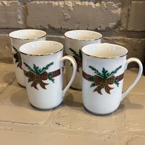 VTG Georges Briard "The Hunt" Christmas Coffee Mugs‎ Set of 4 Japan